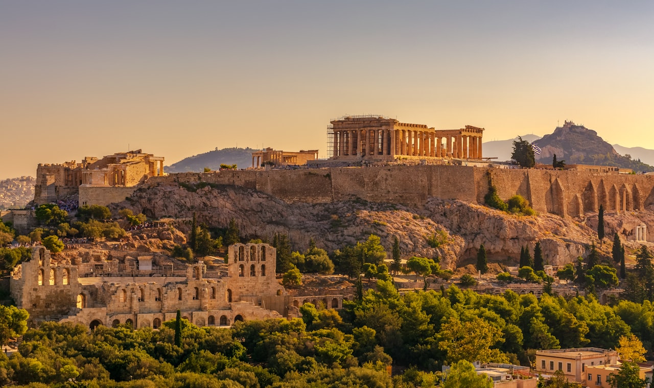 Athènes — acropolis of athens at golden hour